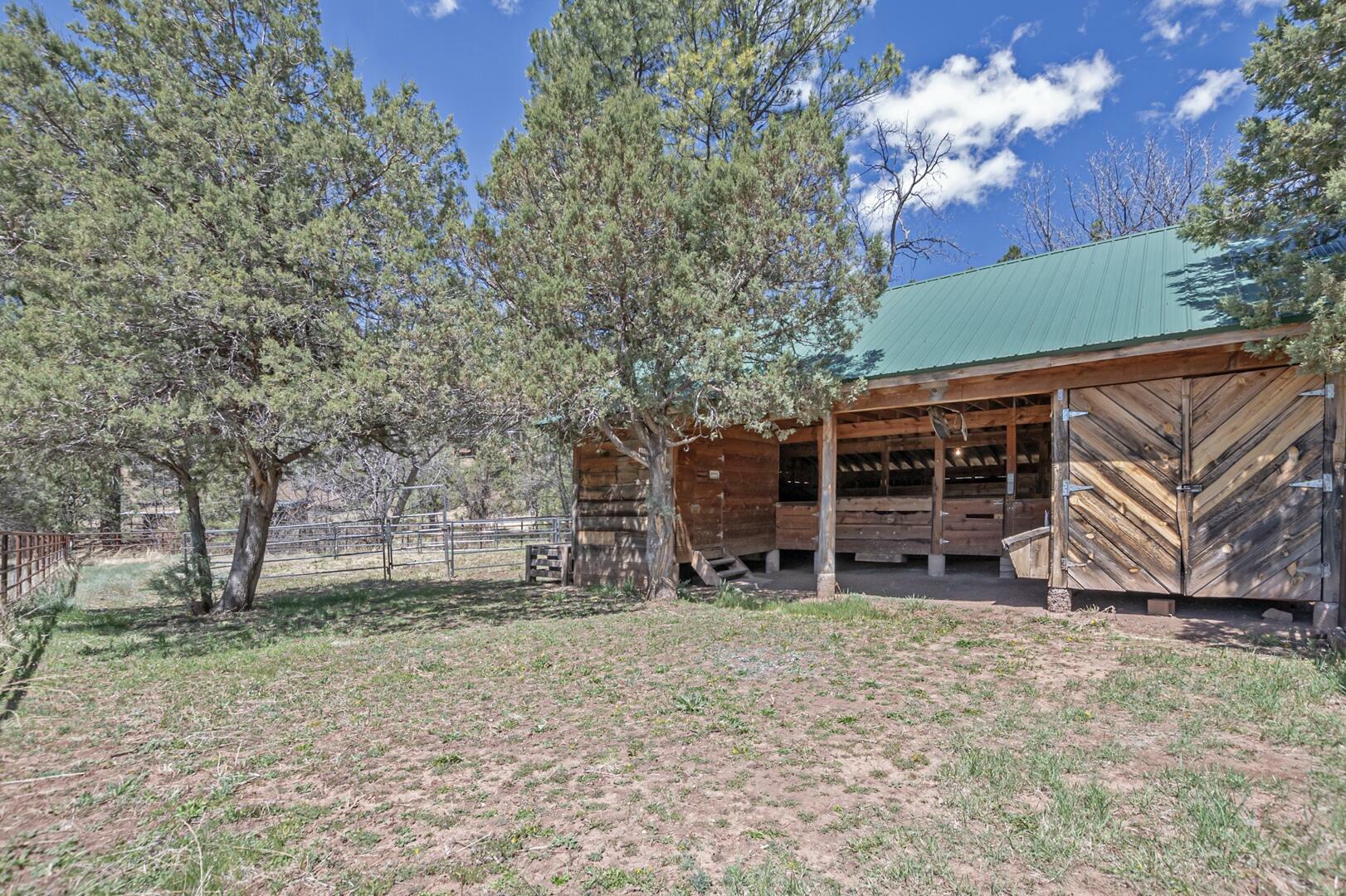 Property Photo: 530 S Cienega Road AZ 85541