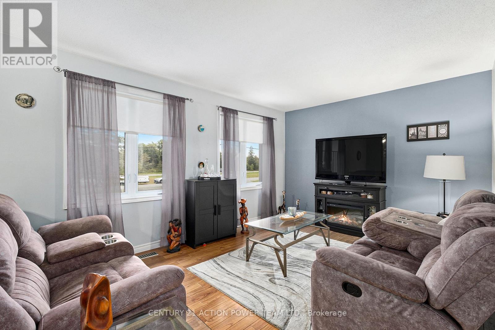 Property Photo: 13065 Riverside Drive ON L3B 5N6