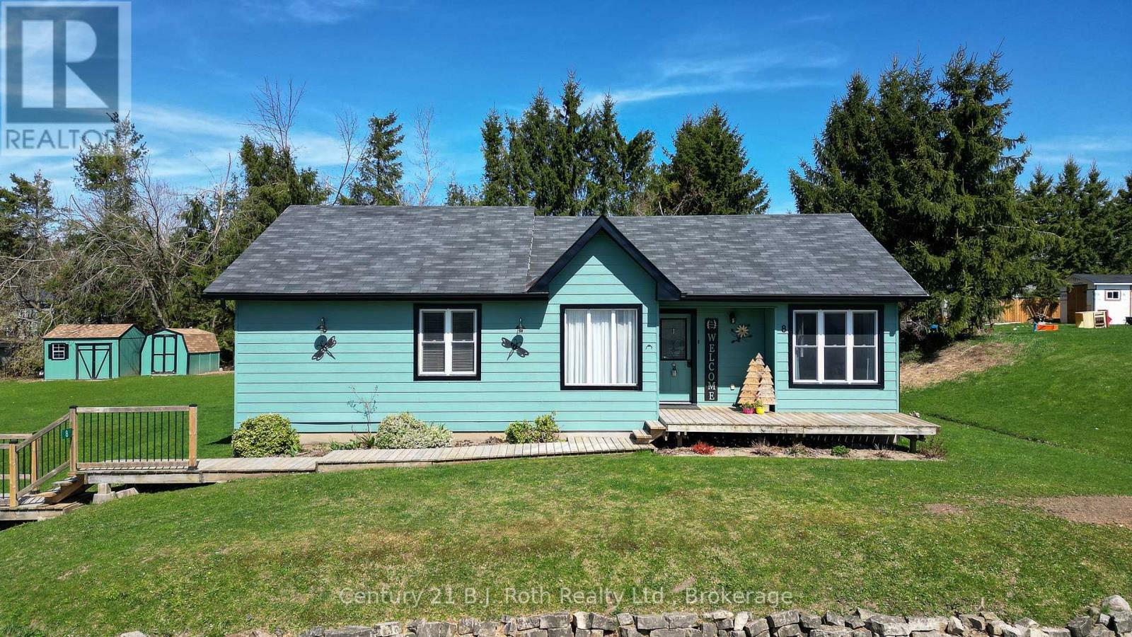 8 Agnes Street  Oro-Medonte (Moonstone) ON L0K 1N0 photo