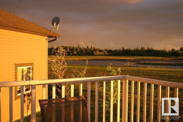 Property Photo:  17 - 59512 RR 255  AB T7P 2P4 