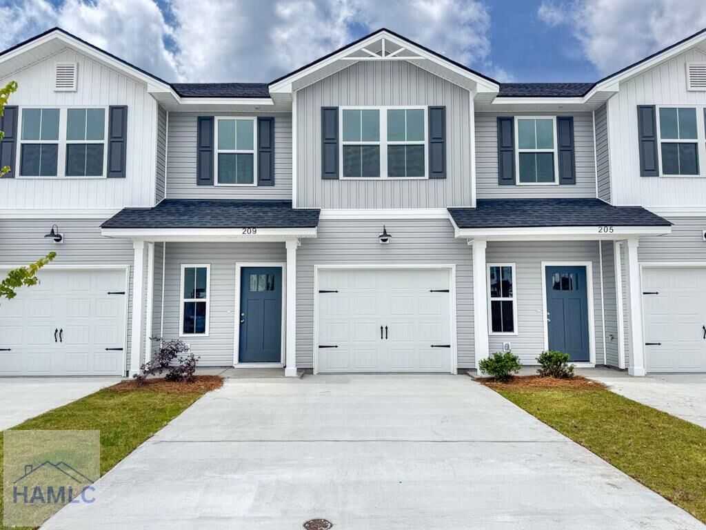 Property Photo:  209 Heirloom Road  GA 31313 