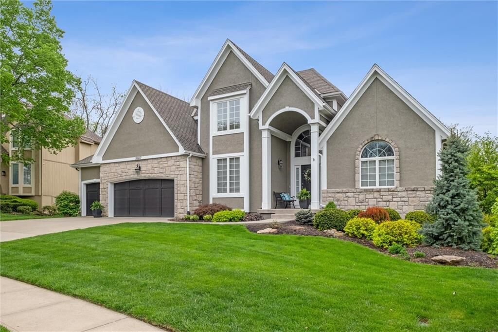 Property Photo:  20617 W 95th Street  KS 66220 