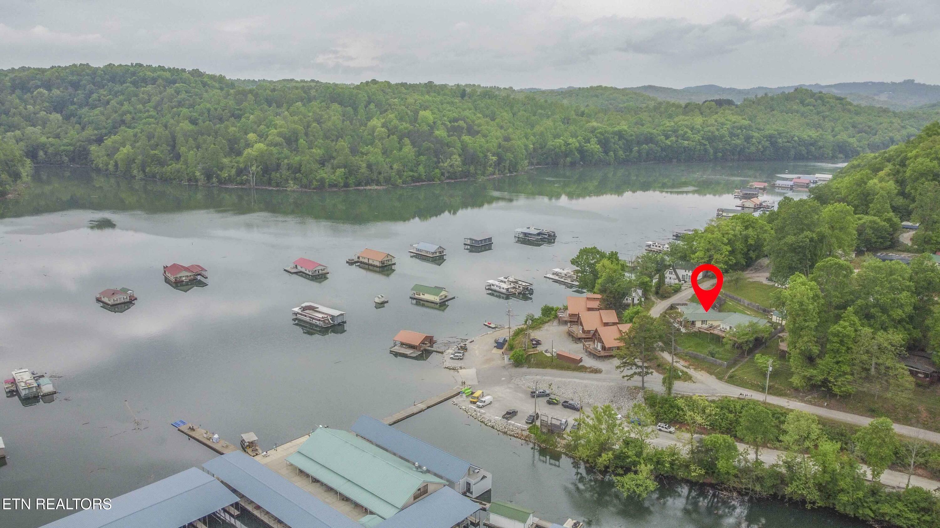 Property Photo: 564 Flat Hollow Marina Rd TN 37870