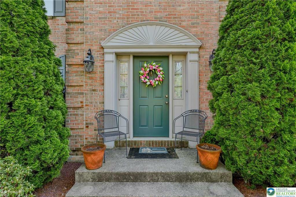 Property Photo: 4519 Susan Drive PA 18017