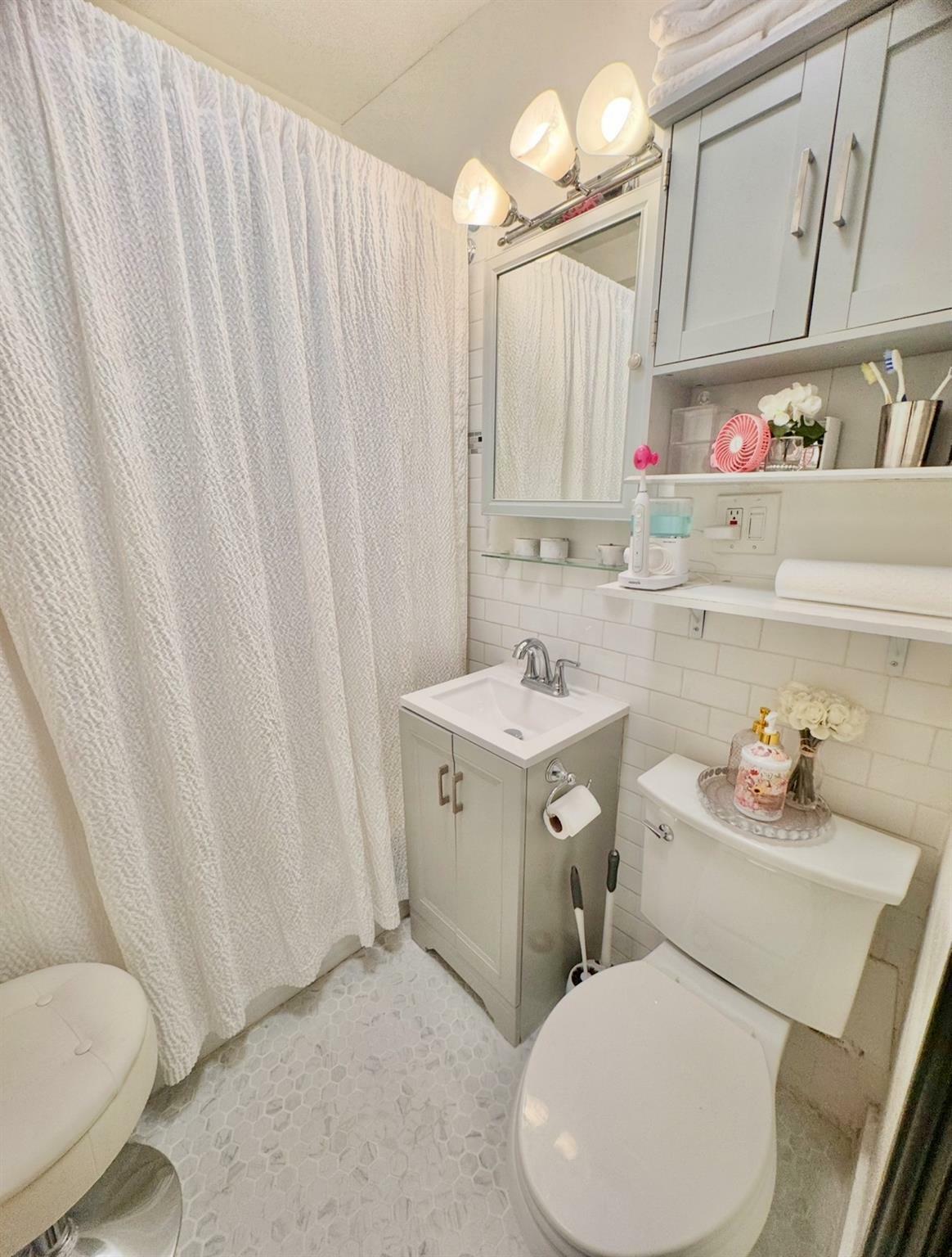 Property Photo: 1100 Grand Concourse 1A NY 10456
