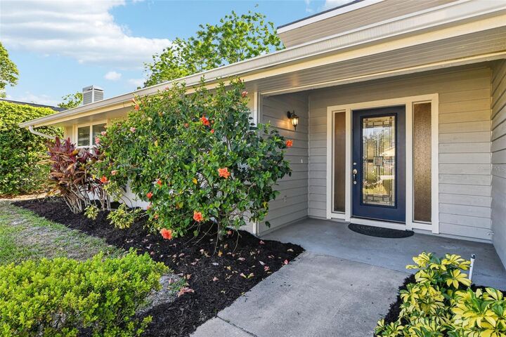 Property Photo:  2260 Winslow Circle  FL 32707 