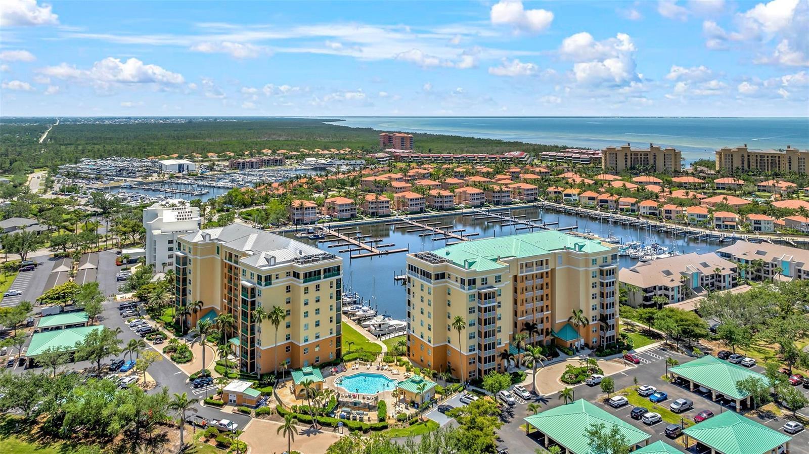 Property Photo:  2090 Matecumbe Key Road 1105  FL 33955 