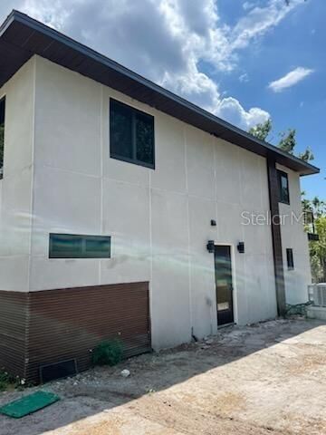 Property Photo: 3911 6th Avenue W FL 34221