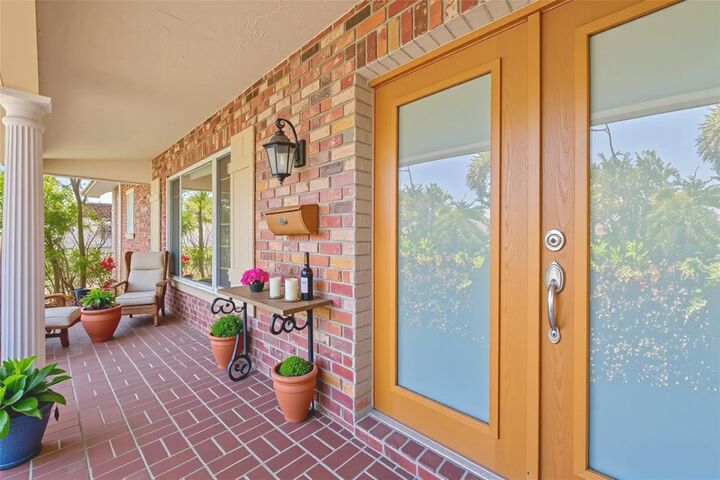Property Photo:  1141 80th Street Court S  FL 33707 
