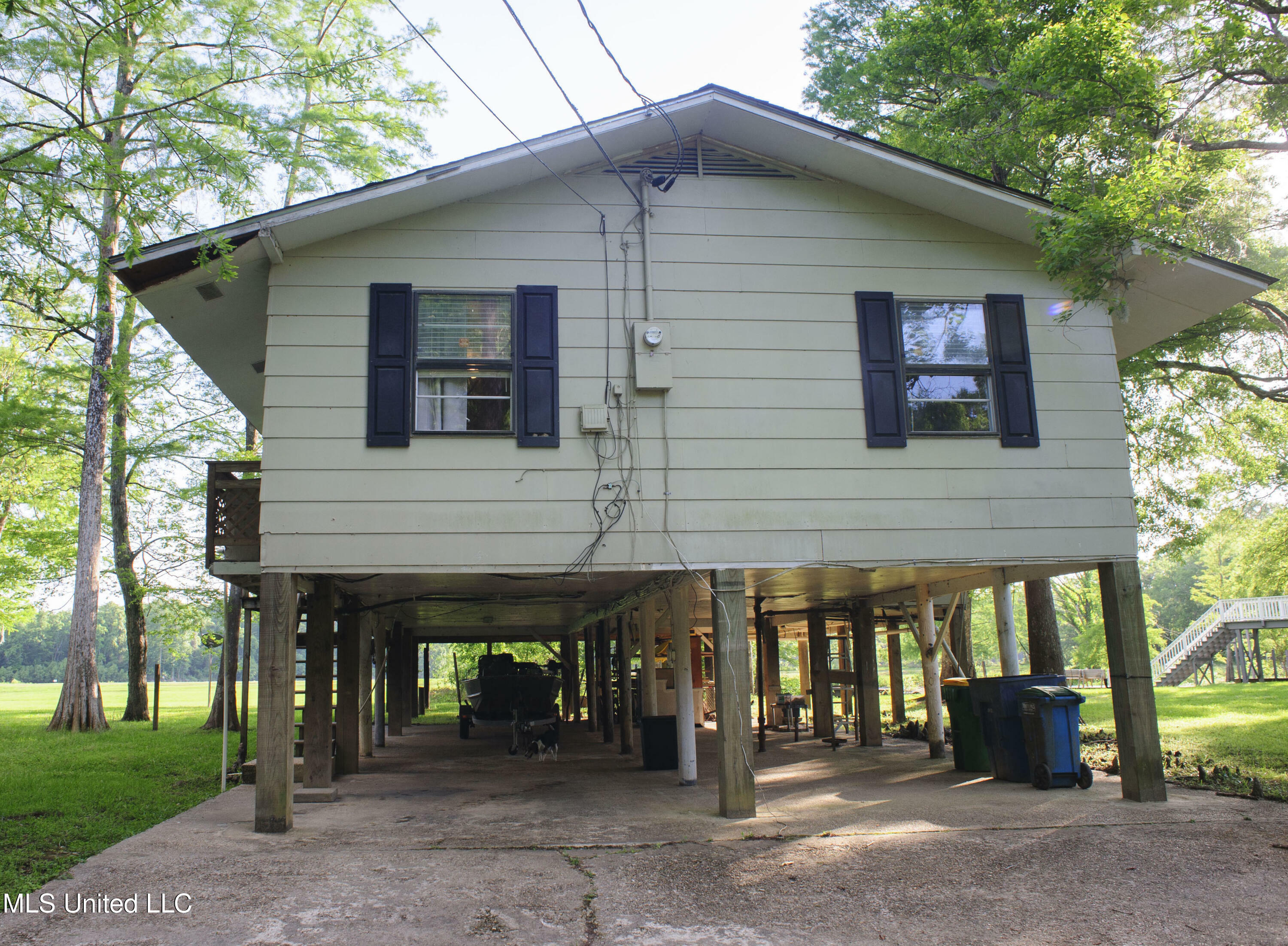 Property Photo: 1639 Pascagoula River Road Road MS 39562