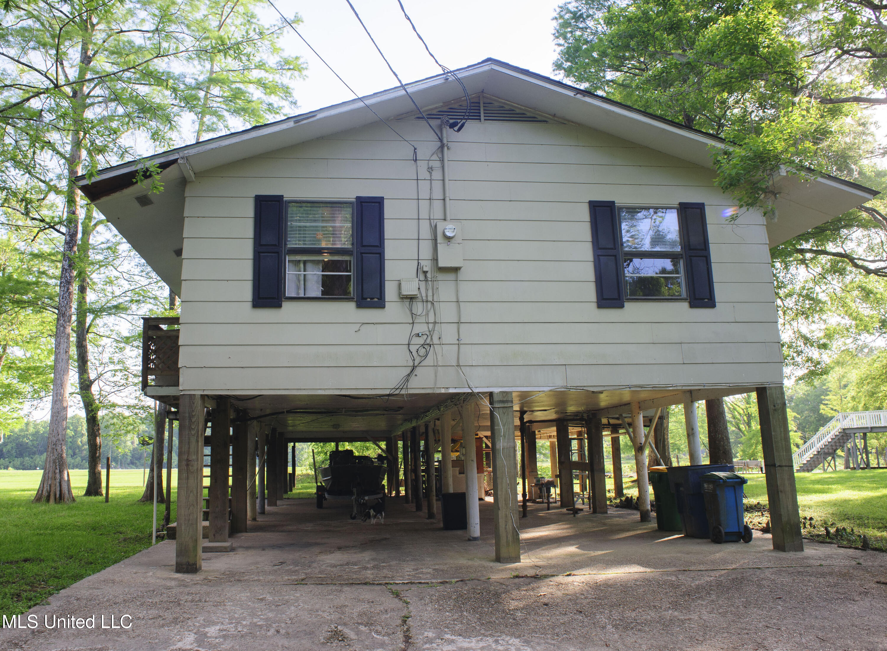 Property Photo: 1639 Pascagoula River Road Road MS 39562