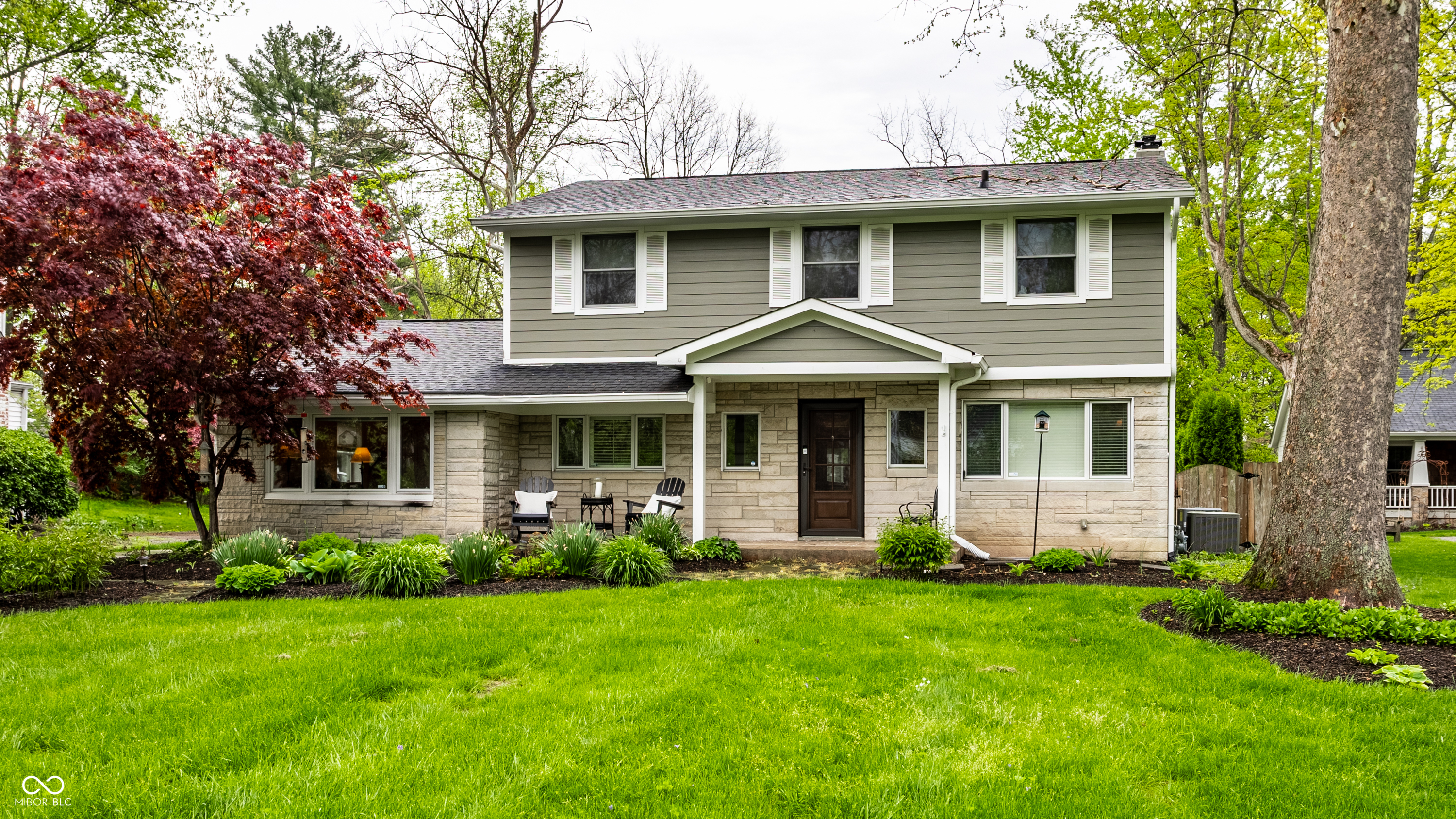 Property Photo: 440 E 82nd Street IN 46240