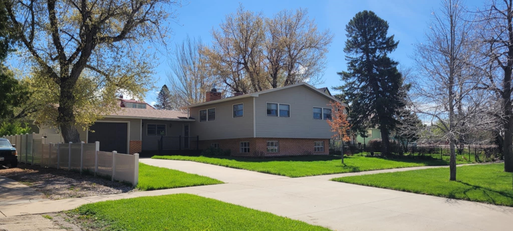 Property Photo: 826 N 8th Street SD 57783