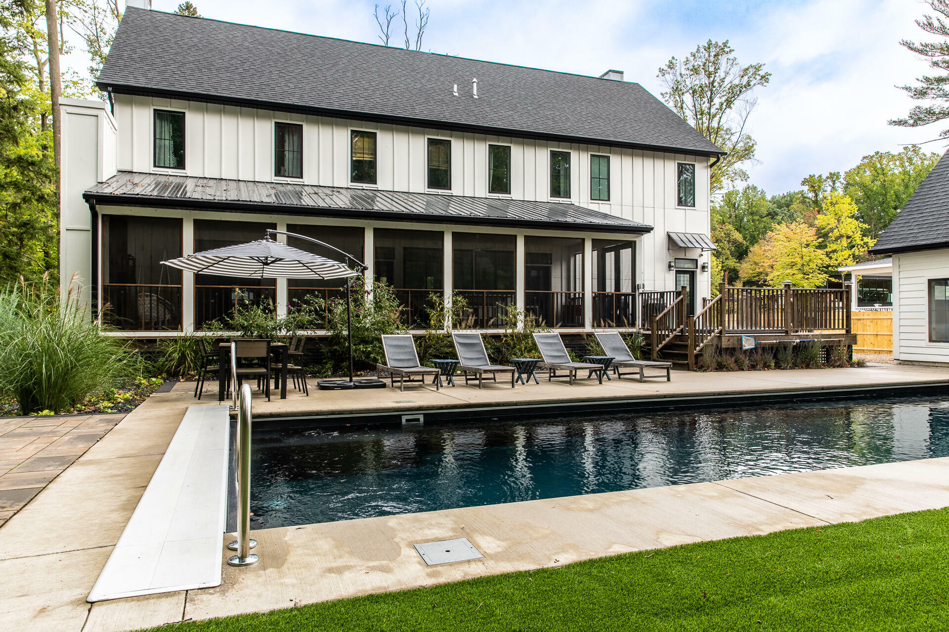 Property Photo: 9350 Lakeside Lane MI 49116