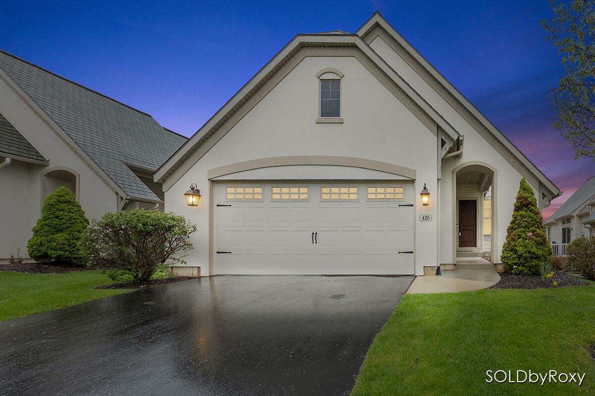 Property Photo: 425 Enclave Court SE MI 49546