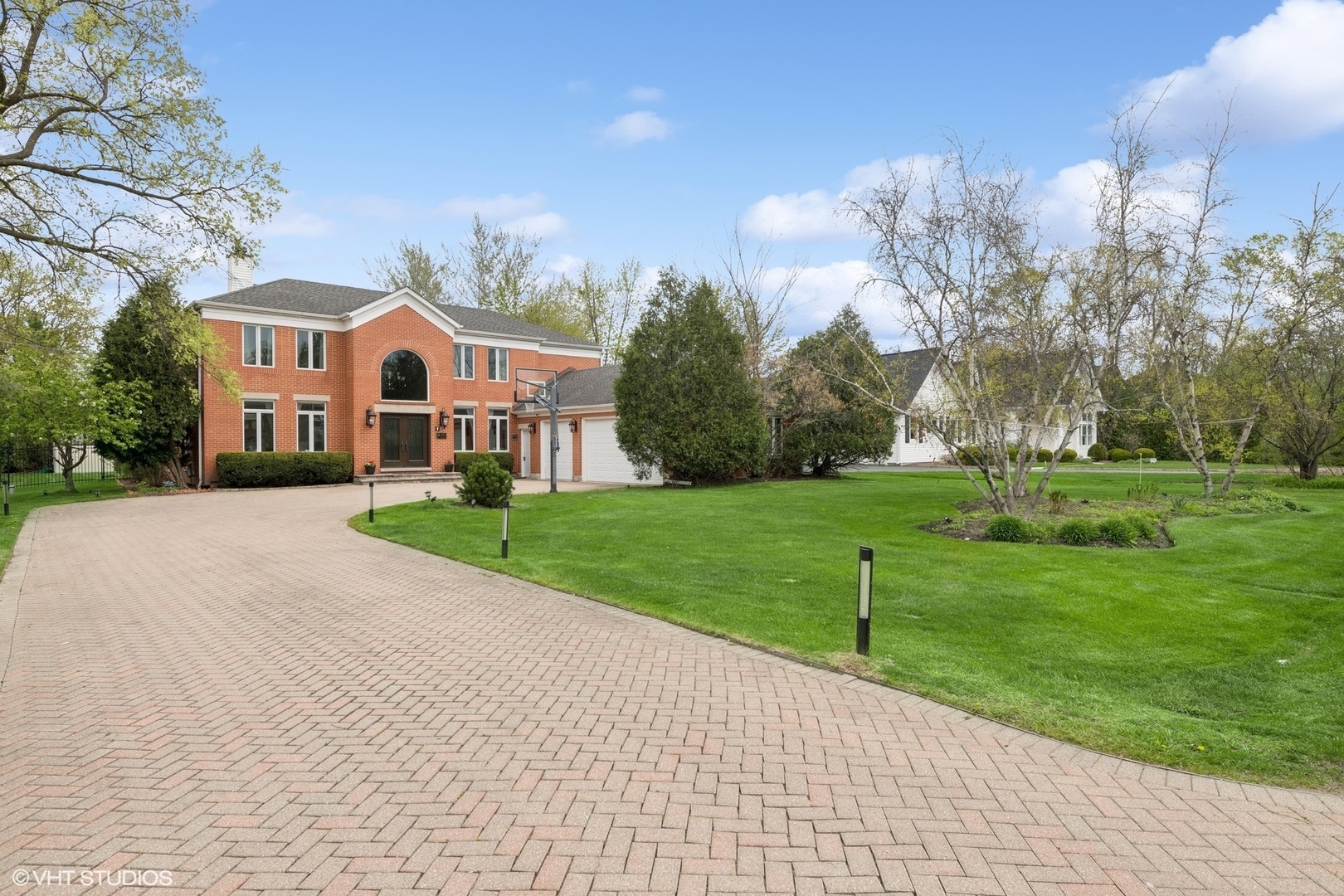 Property Photo: 3754 Maple Avenue IL 60062
