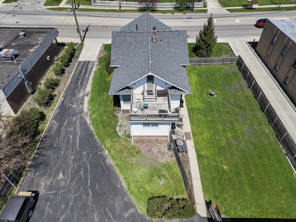 Property Photo: 111 E Palatine Road IL 60067