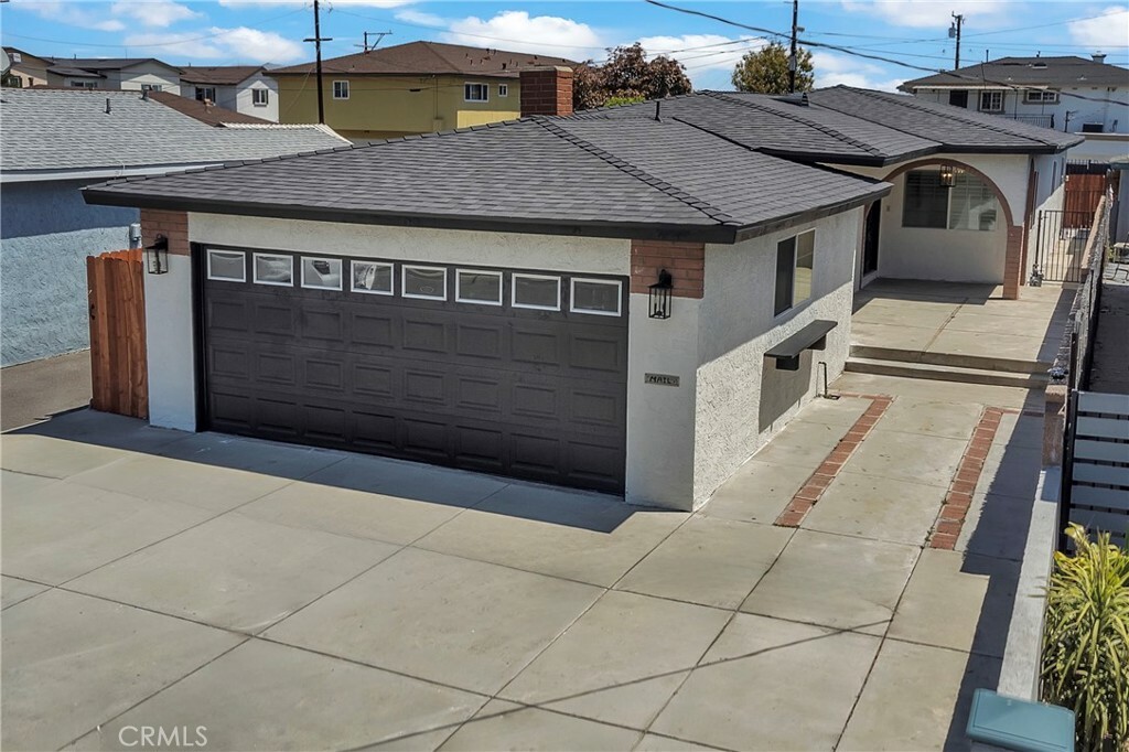 Property Photo:  12222 Oxford Ave  CA 90250 