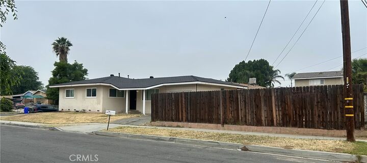 Property Photo:  390 E Carter Street  CA 92376 