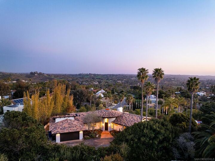 Property Photo:  1256 Rancho Encinitas Dr  CA 92024 