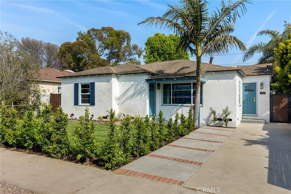 Property Photo: 13310 Zanja Street CA 90066