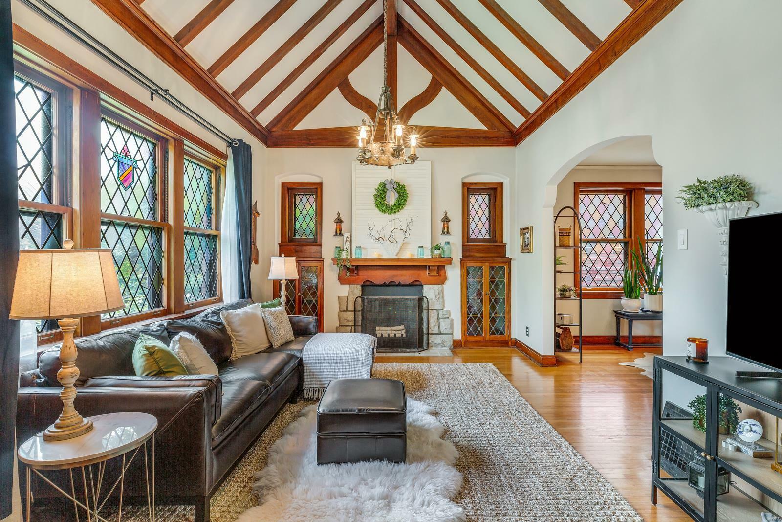 Property Photo: 4080 Alma Avenue MO 63116