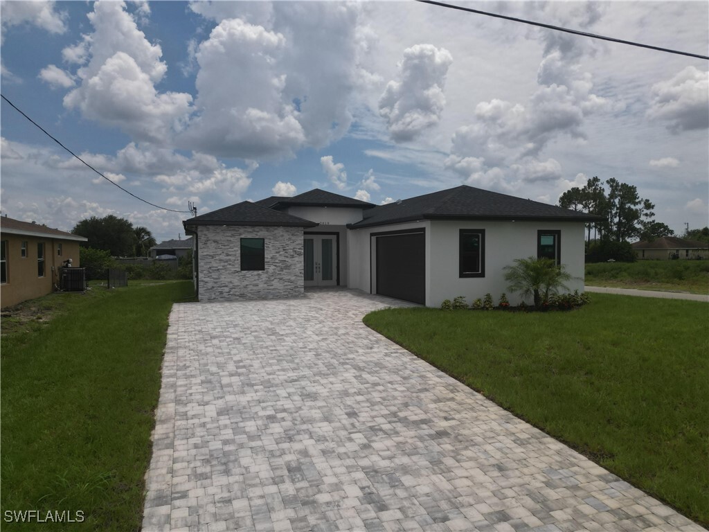 2619 15th Street SW  Lehigh Acres FL 33976 photo