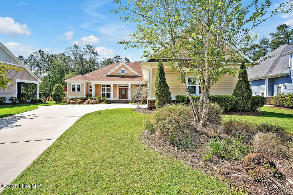 Property Photo:  2021 Colony Pines Drive  NC 28451 