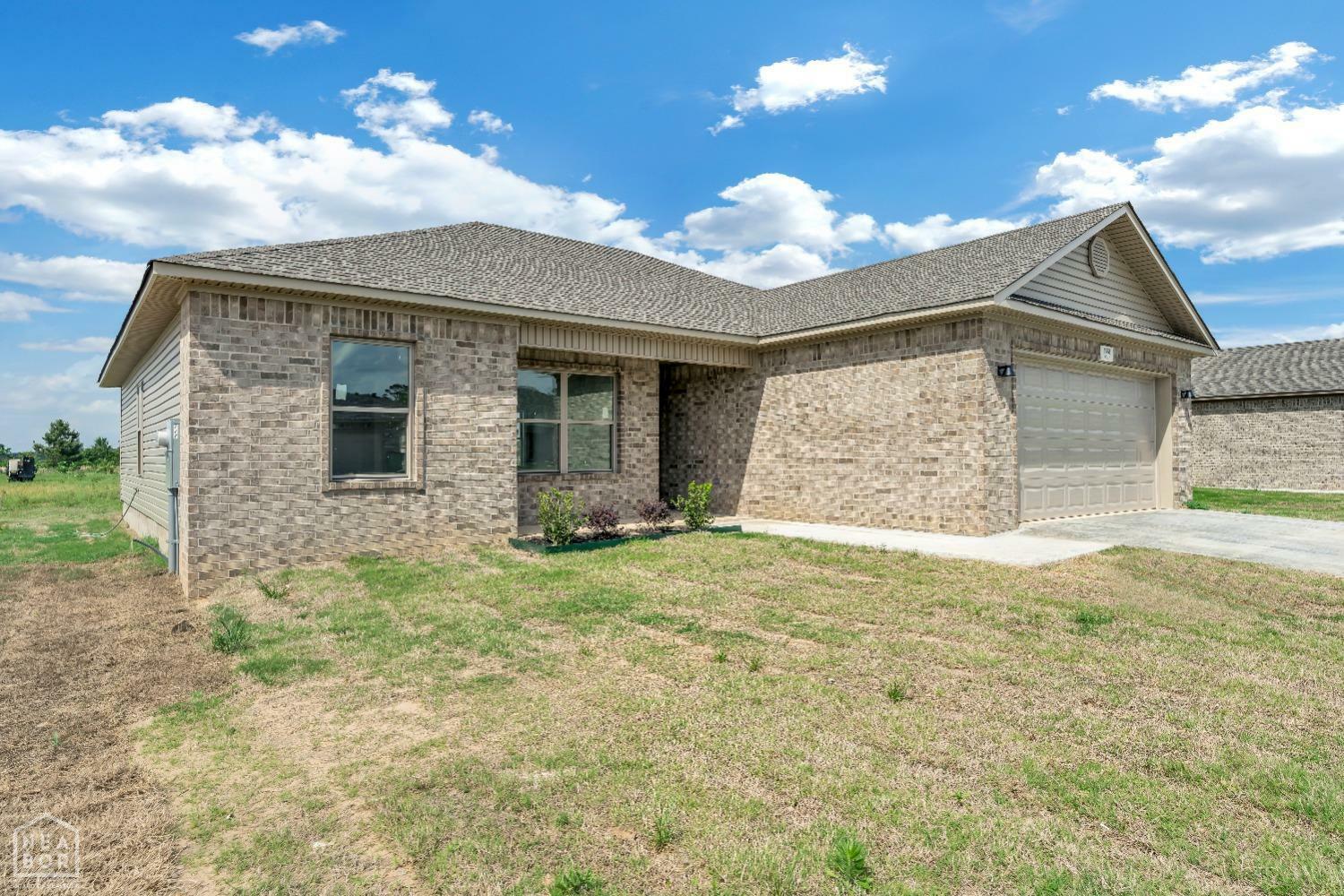 Property Photo: 1998 Pintail Cove AR 72437