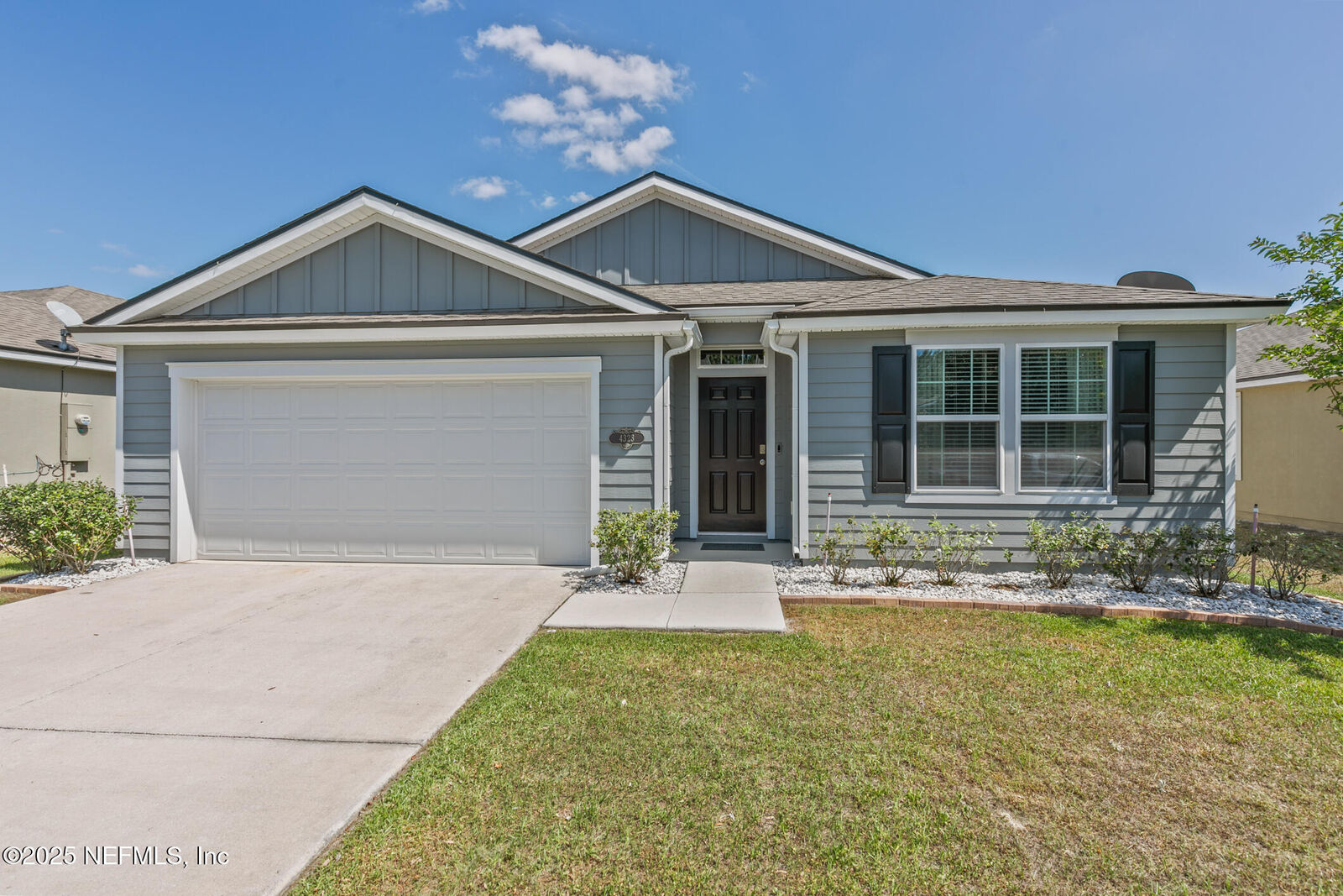 Property Photo: 4323 Warm Springs Way FL 32068