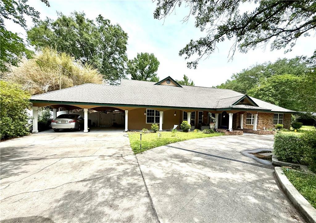 Property Photo: 81688 Hwy 41 Highway LA 70431