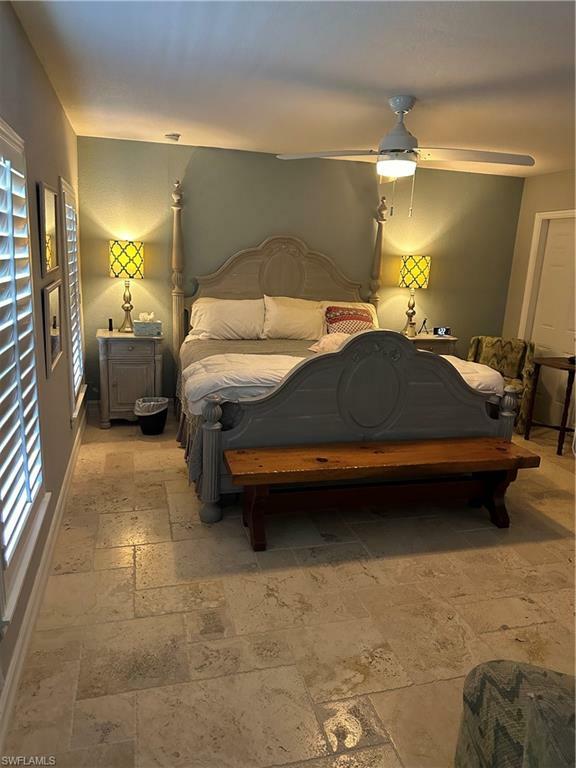 Property Photo: 6501 Fawn Ln FL 34120