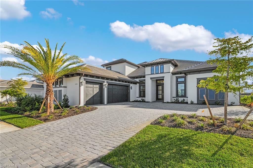 Property Photo: 15416 Turin Dr FL 34114