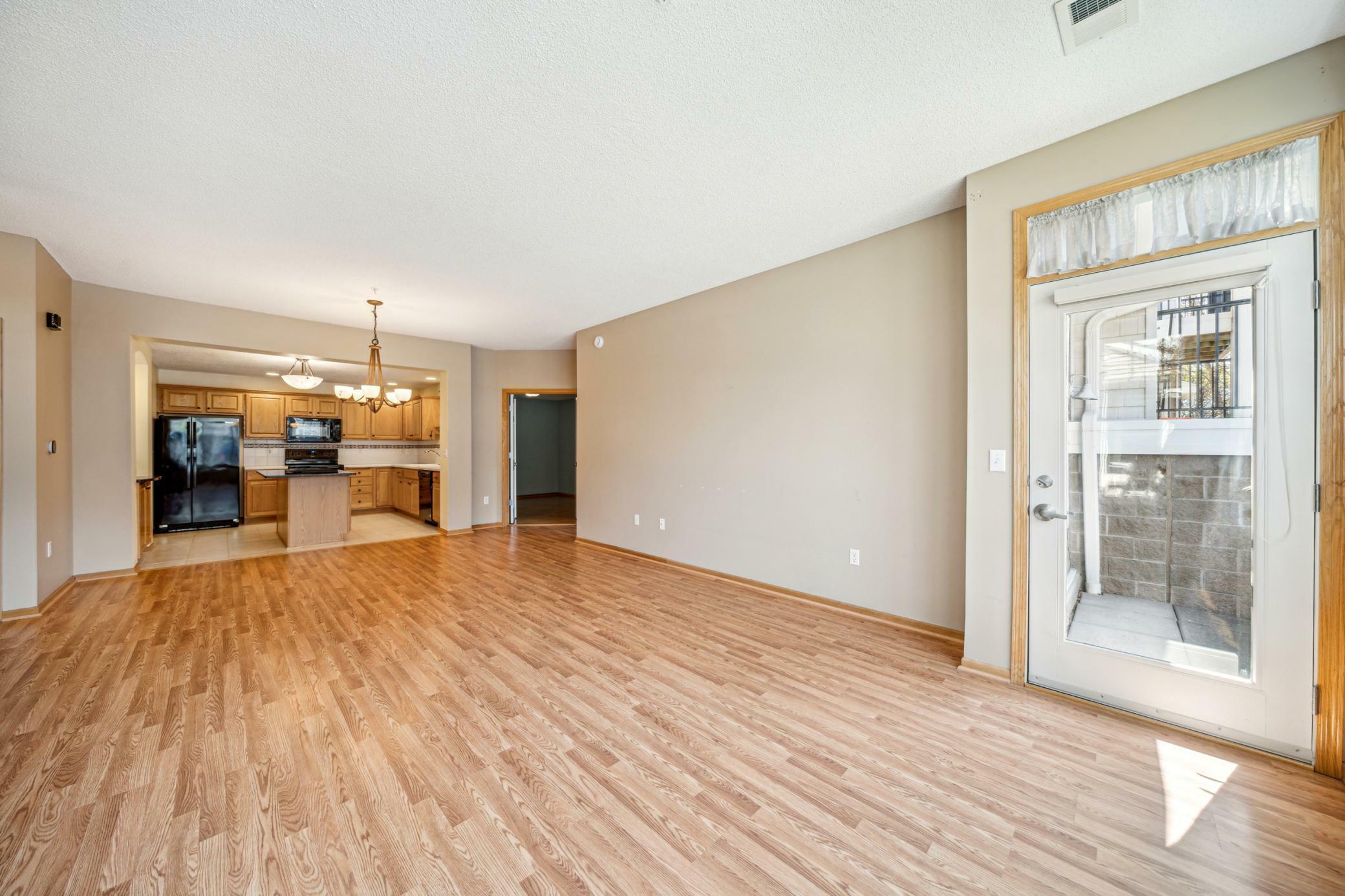 Property Photo: 620 Wesley Commons Drive 22 MN 55427