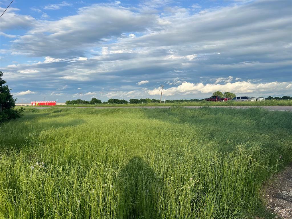 Property Photo: 9917 E Highway 67 TX 76009