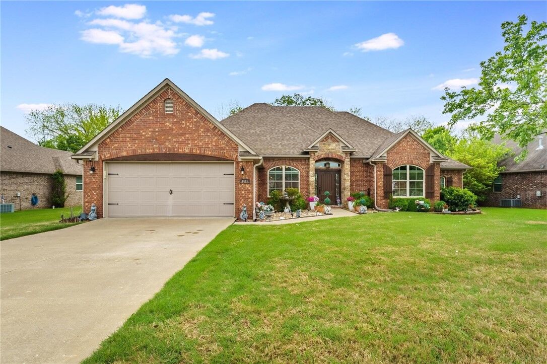 Property Photo:  4605 SW Flintrock Road  AR 72713 