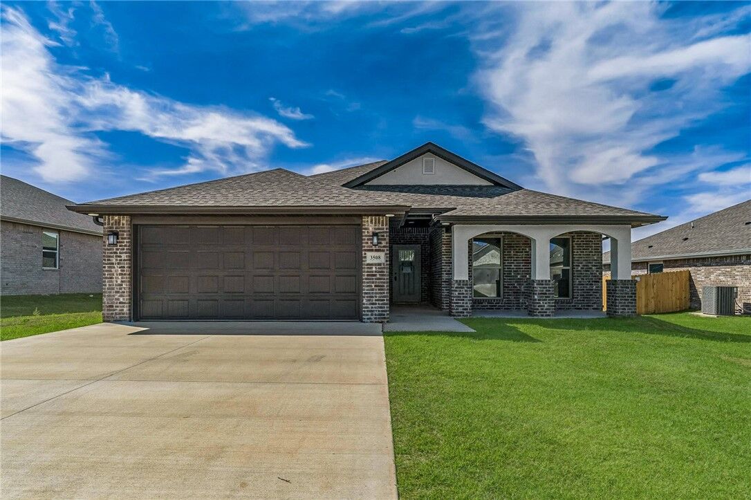 Property Photo:  3508 N Wiley Drive  AR 72761 