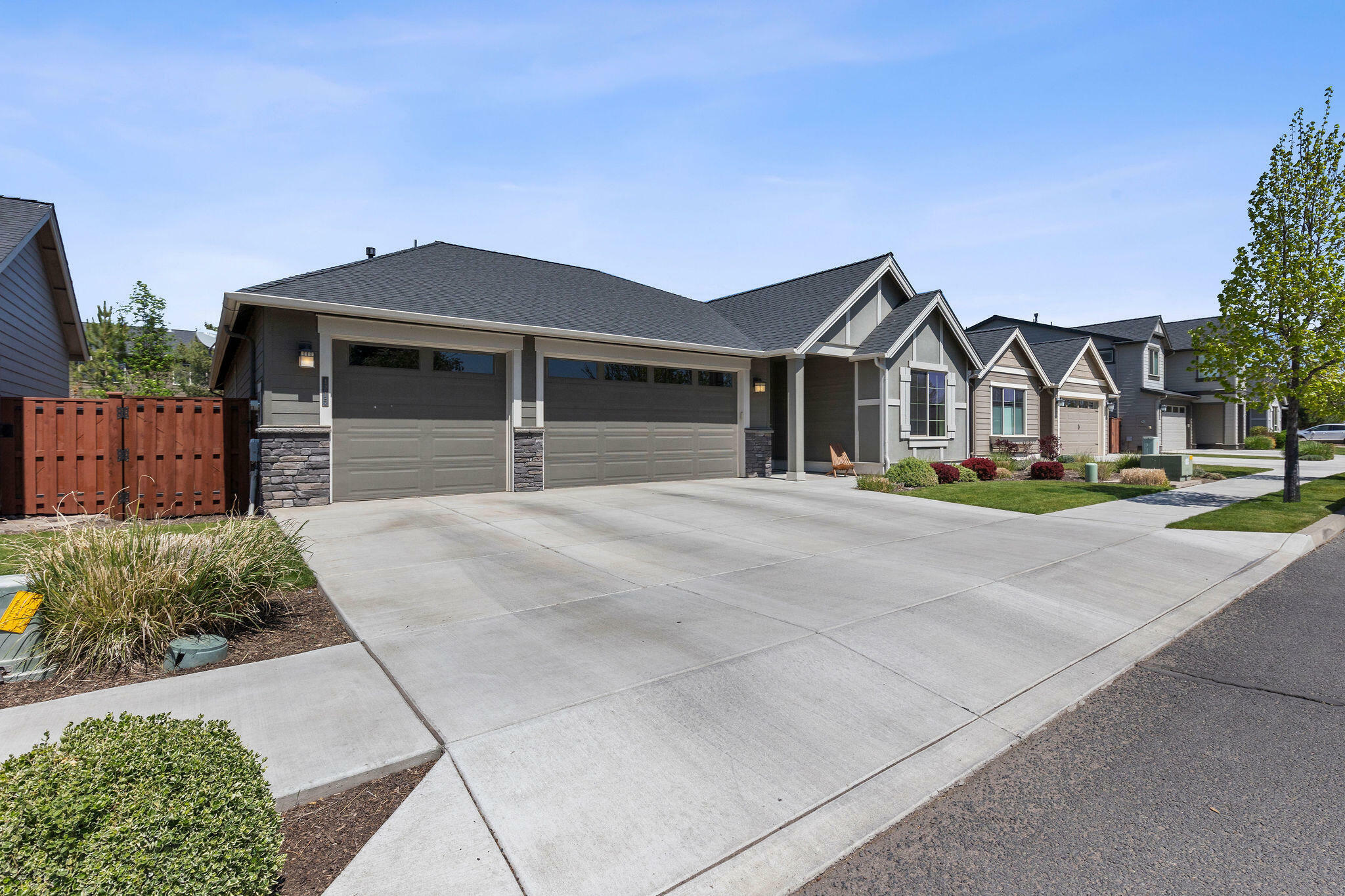 Property Photo: 1215 NE Sunrise Street OR 97754