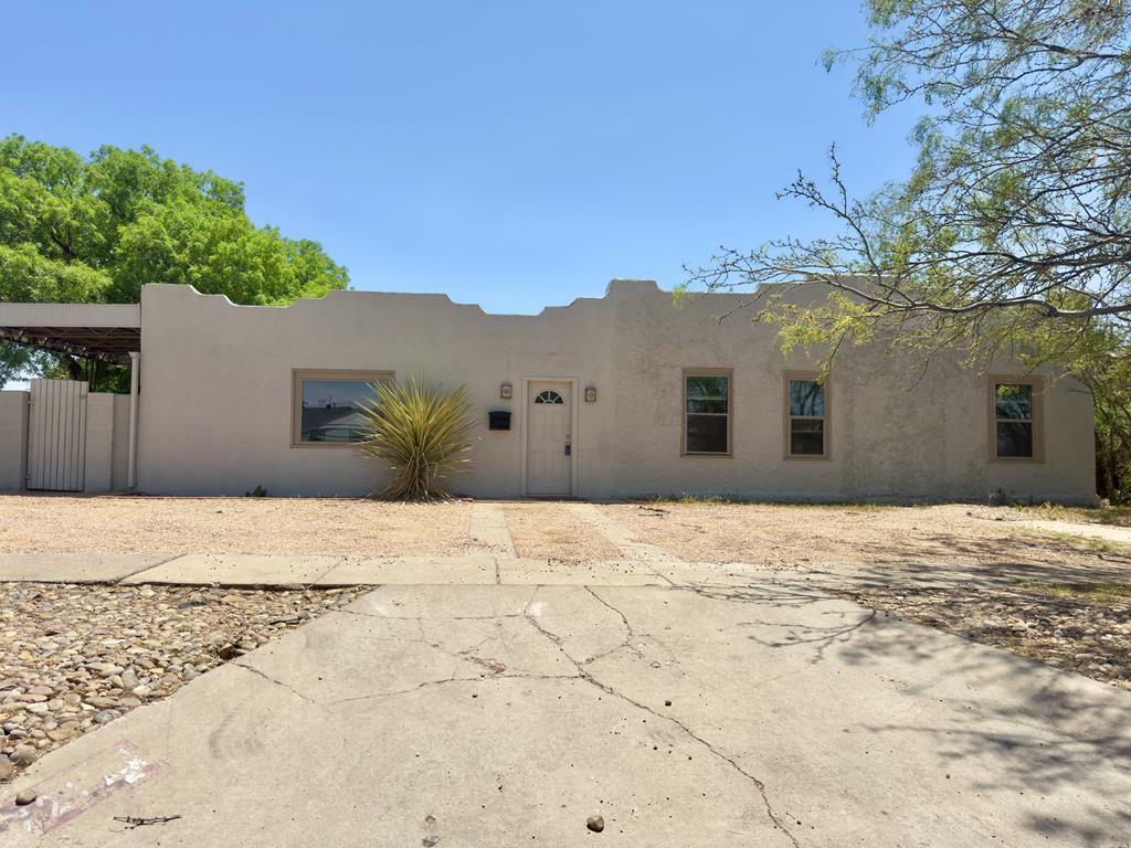 Property Photo: 721 W Cuthbert Ave TX 79701