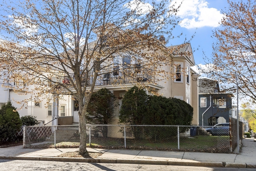 Property Photo:  136 -138 North St  MA 02144 