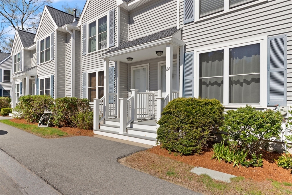 Property Photo: 10 Groton Road E4 MA 01886
