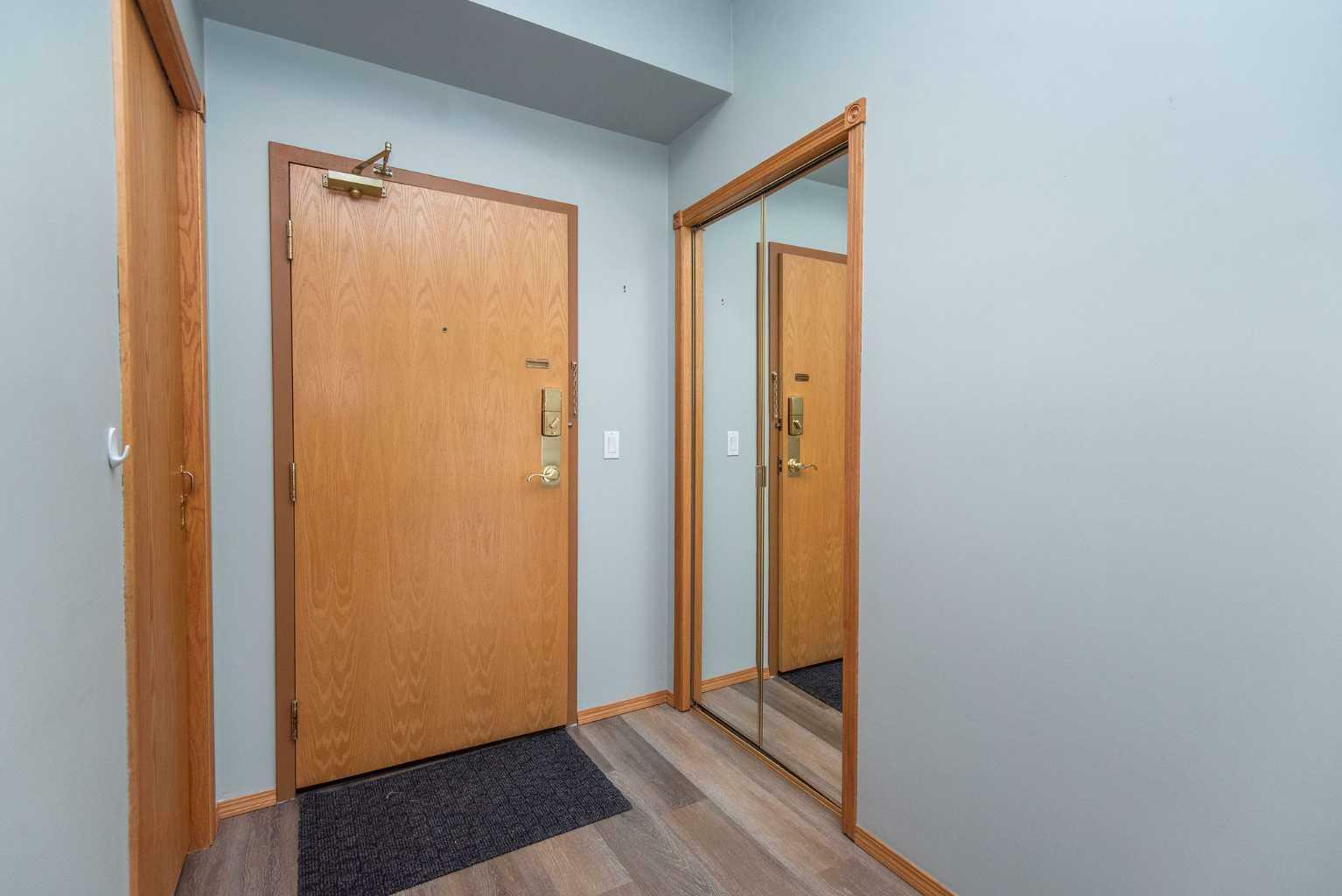 Property Photo: 4512 52 Avenue 121 AB T4N 7B9