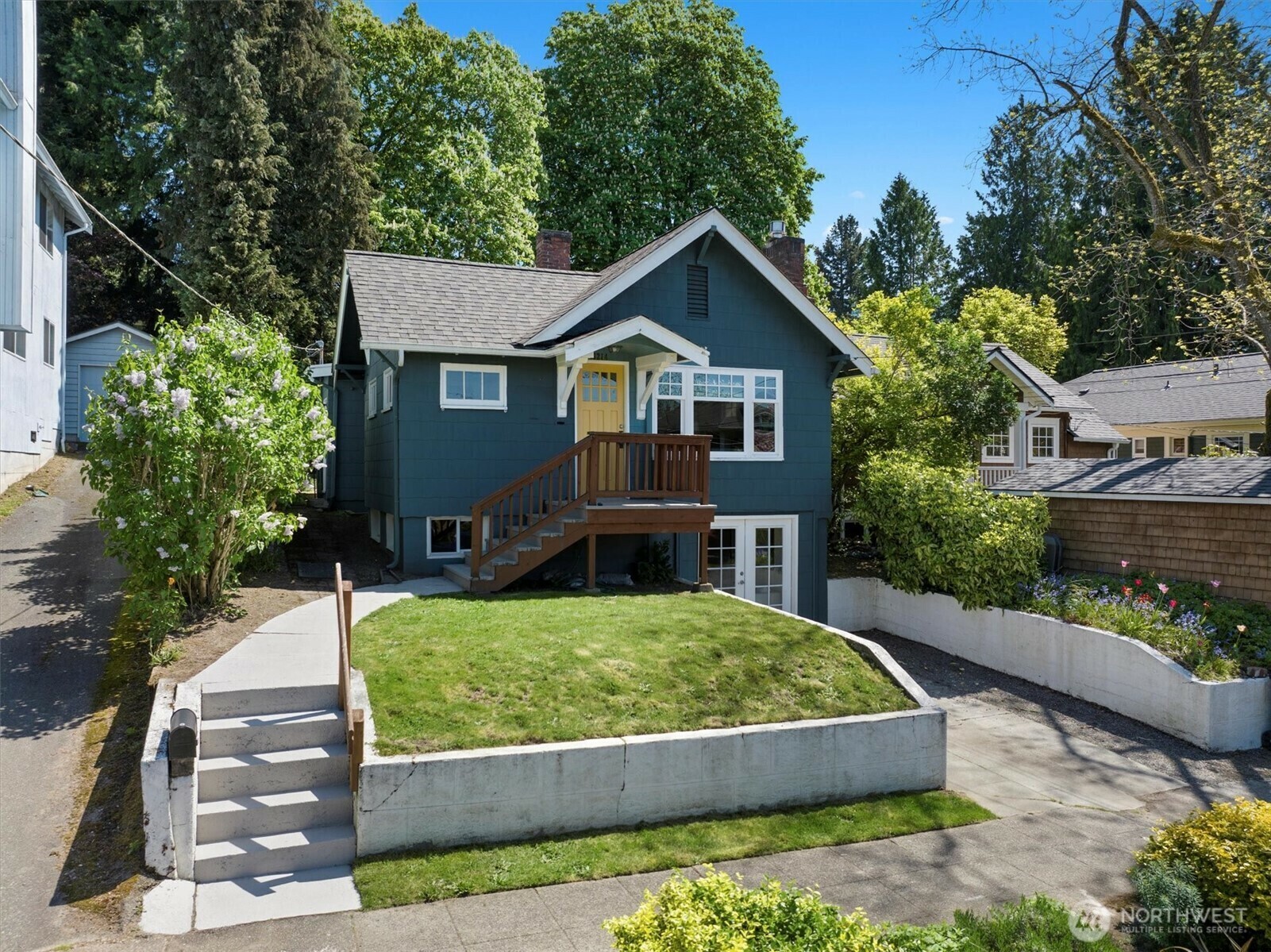 Property Photo: 6214 27th Avenue NE WA 98115
