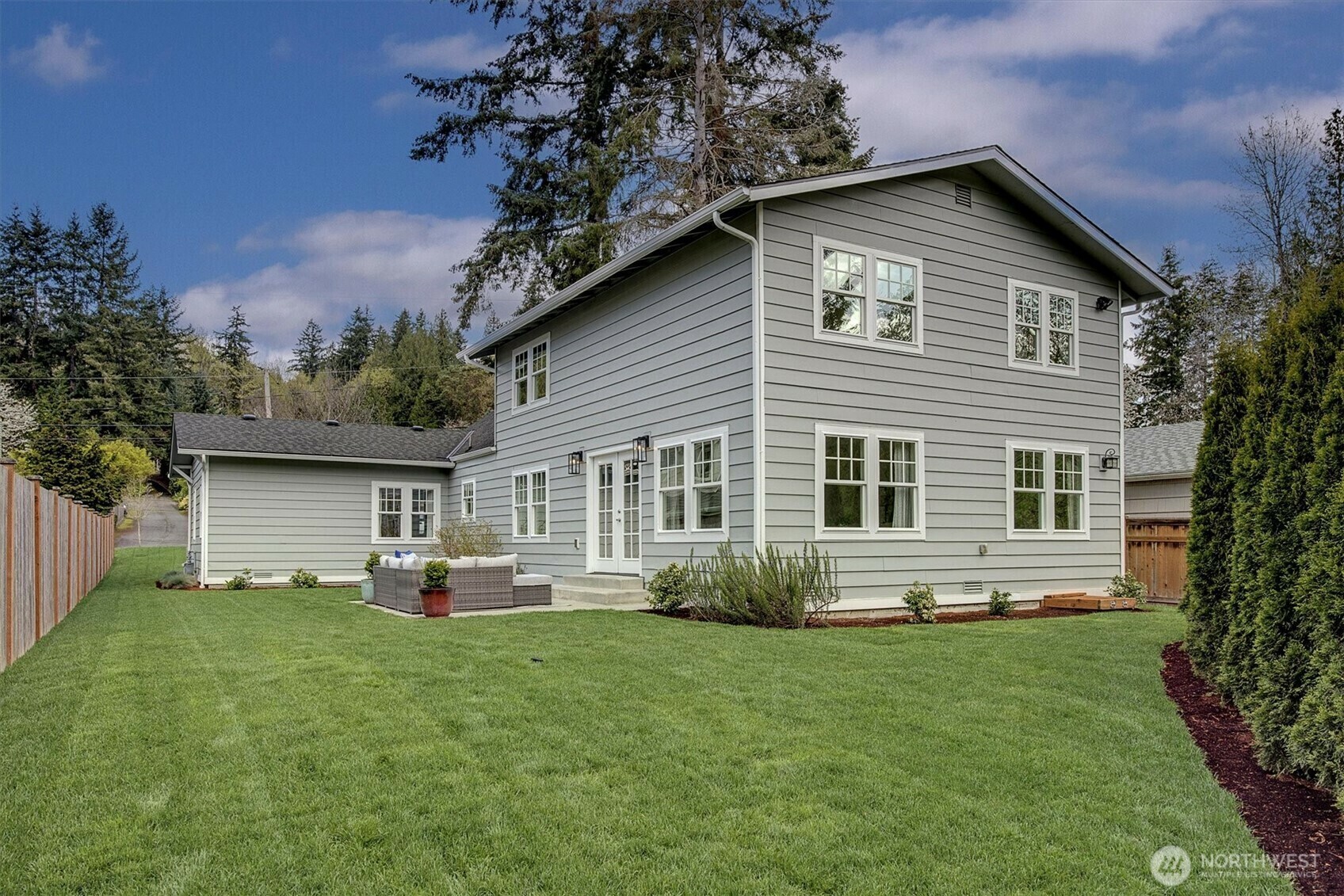 Property Photo:  10841 NE 108th Street  WA 98033 