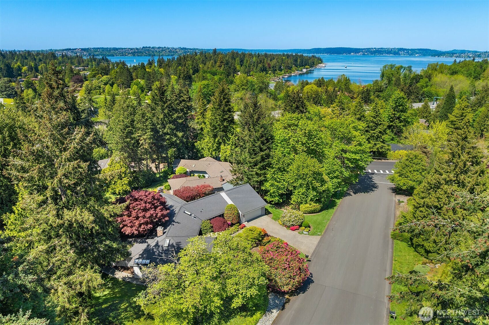 Property Photo: 2709 86th Avenue NE WA 98004