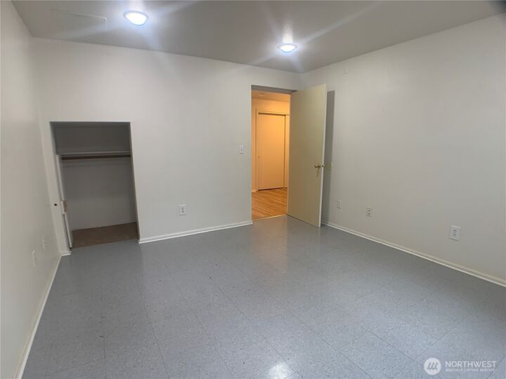 Property Photo: 9221 2nd Avenue NW WA 98117