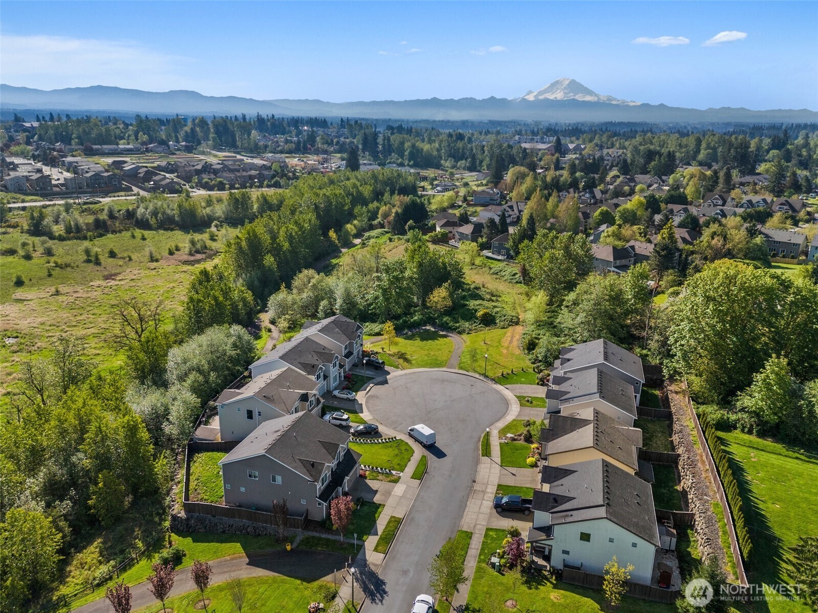 Property Photo: 12011 SE 299th Place WA 98092