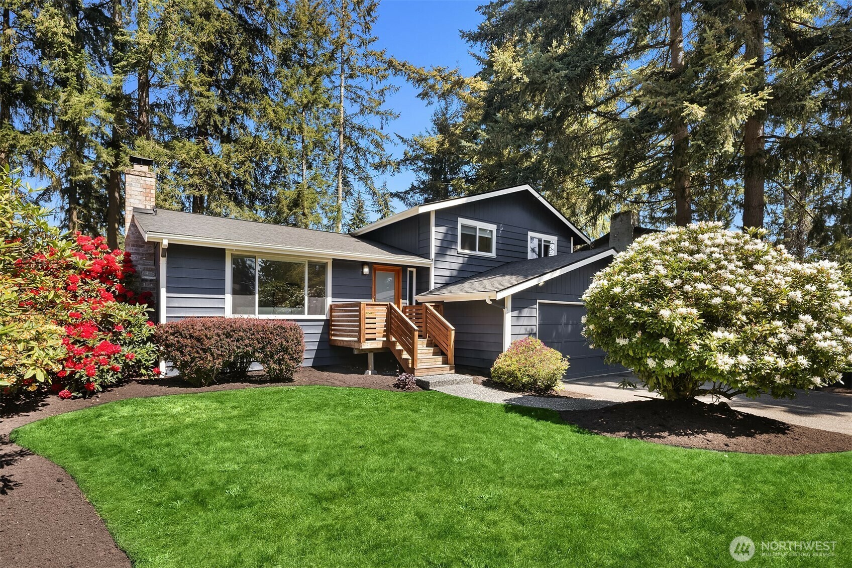 Property Photo: 6023 189th Place SW WA 98036