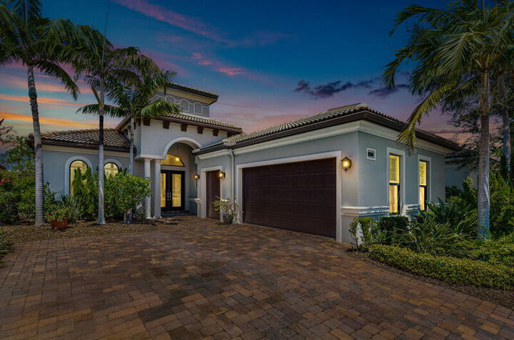 183 SE Calmo Circle  Port Saint Lucie FL 34984 photo