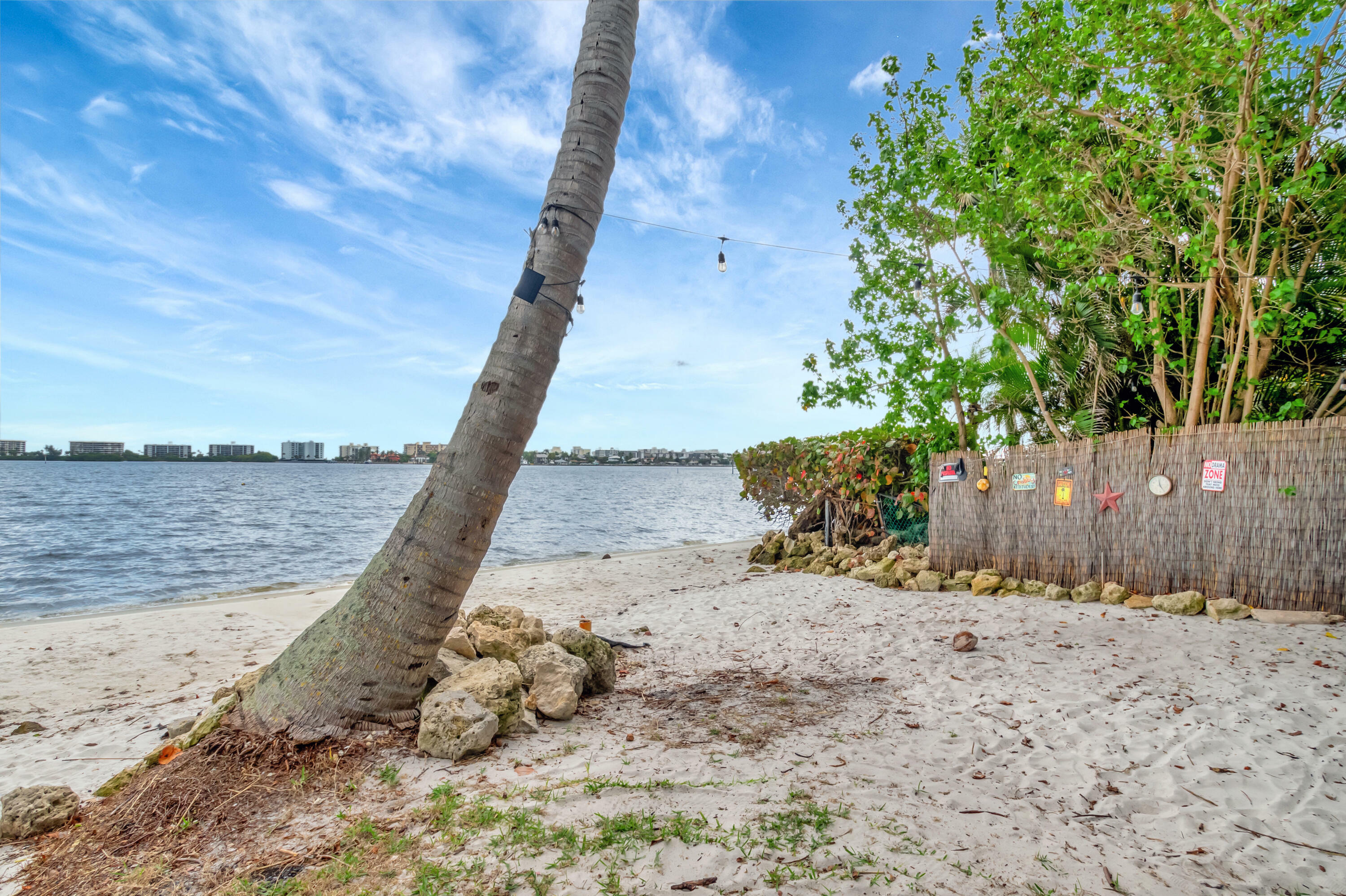 Property Photo: 1516 S Lakeside Drive 307 FL 33460